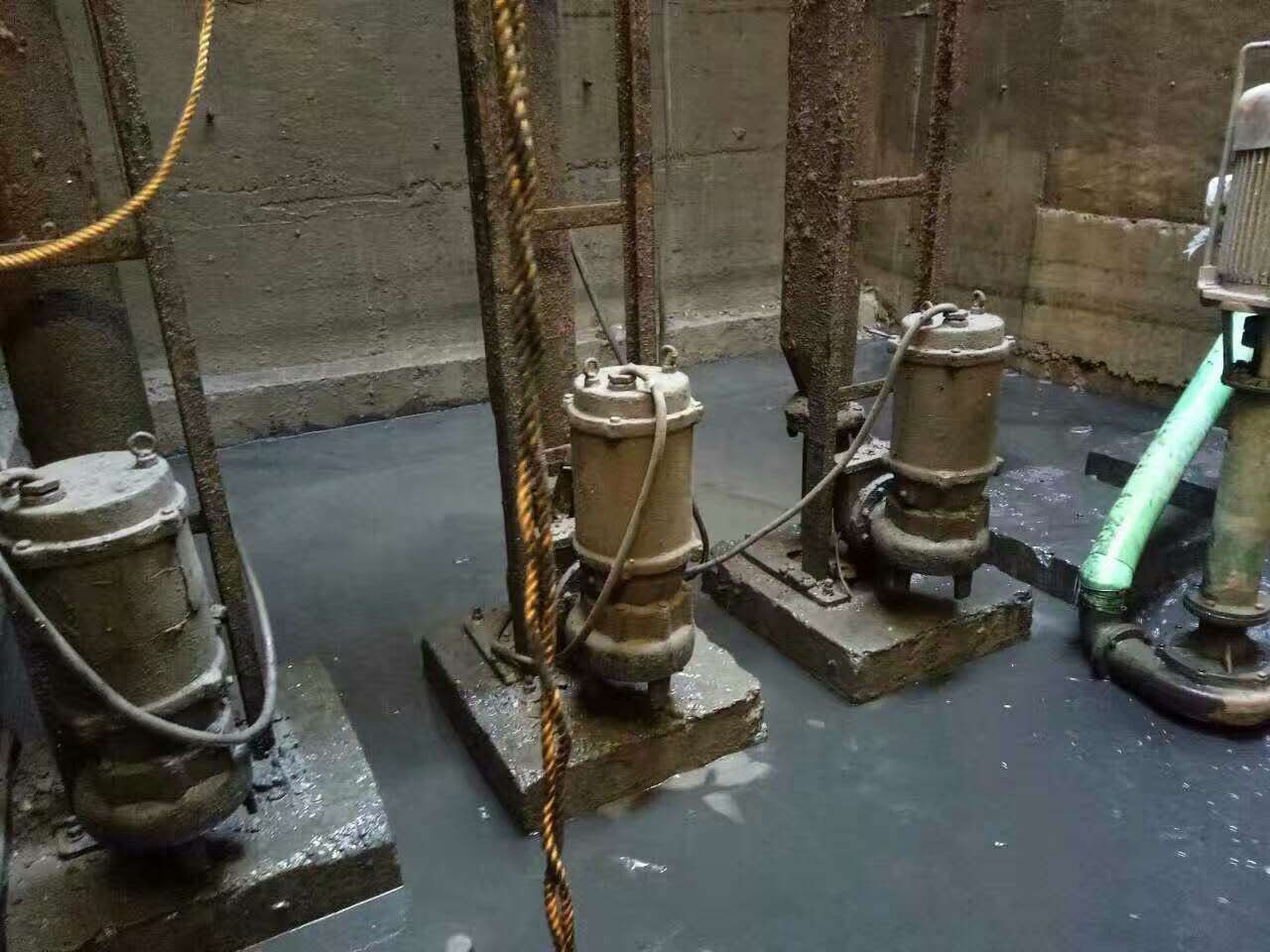 嵊泗污水池清理